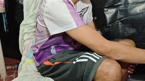 alessandrodmv online show from April 2026 09:20:01 AM