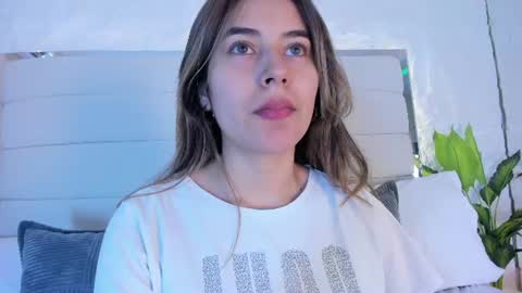 Alessia online show from July 2026 11:02:01 AM