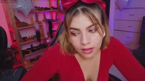 alessia dolce online show from March 2026 06:41:01 AM