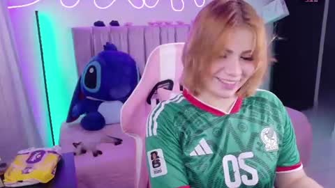 alessia dolce online show from July 2026 12:51:01 AM