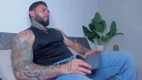Aless Rose online show from June 2026 07:37:01 PM