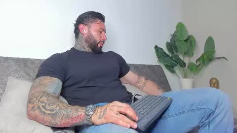 Aless Rose online show from June 2026 09:30:01 PM