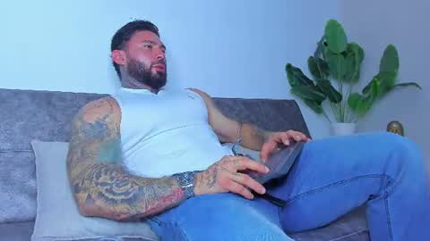 Aless Rose online show from June 2026 11:20:01 PM