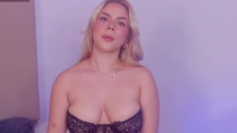 Alessia Moon online show from June 2026 11:38:01 AM