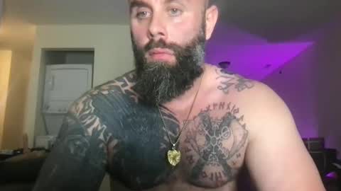 Snapshot of alesterwhite chatting on October 2025 04:49:01 PM alesterwhite online show from October 2025 04:49:01 PM