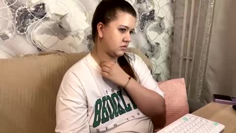 Aletta Oushen online show from February 2025 12:25:02 PM