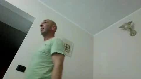 Snapshot of alex120475 chatting on February 2026 09:18:02 PM alex120475 online show from February 2026 09:18:02 PM