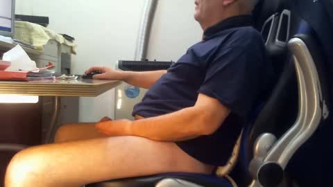 Snapshot of alex47100 chatting on January 2025 10:00:02 AM alex47100 online show from January 2025 10:00:02 AM