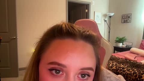 alex  online show from January 2025 04:59:01 PM