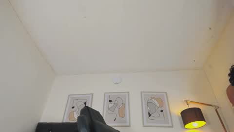 Alexa online show from December 2024 06:17:02 PM