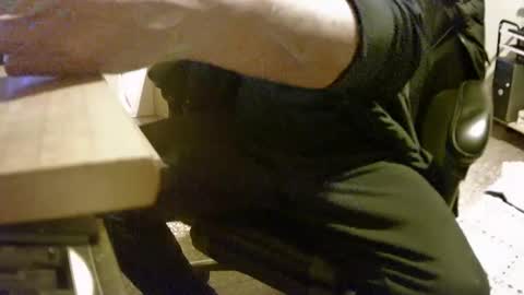 Snapshot of alex81pv1981 chatting on December 2024 06:04:02 PM alex81pv1981 online show from December 2024 06:04:02 PM