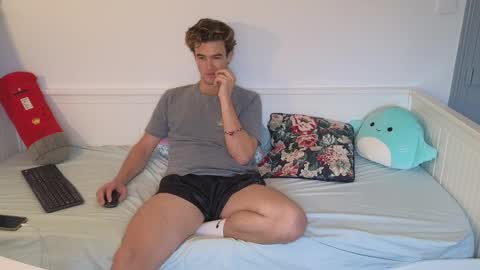 Alex83530 online show from December 2025 08:43:01 AM