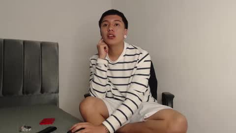 Owen online show from December 2024 04:26:01 AM