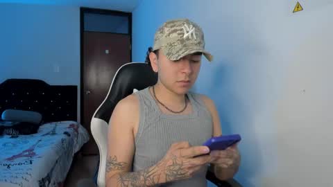 Snapshot of alex__montesco chatting on December 2025 12:30:01 AM Alex online show from December 2025 12:30:01 AM