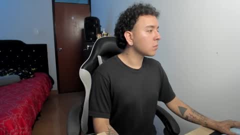 Snapshot of alex__montesco chatting on January 2026 12:13:01 AM Alex online show from January 2026 12:13:01 AM