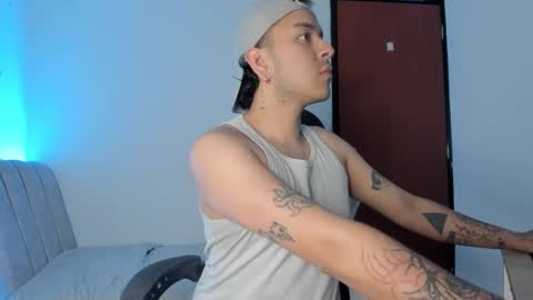 Snapshot of alex__montesco chatting on January 2026 11:10:01 PM Alex online show from January 2026 11:10:01 PM