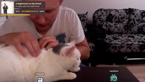 Snapshot of alex_amazing chatting on October 2025 09:13:02 PM Alex Amazing online show from October 2025 09:13:02 PM