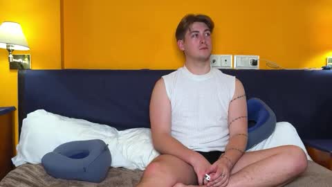 Snapshot of alex_and_drew chatting on February 2026 07:21:02 PM AlexDrew online show from February 2026 07:21:02 PM