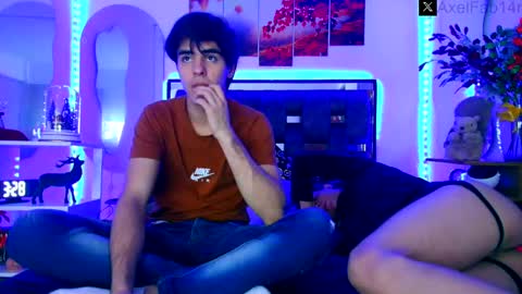 sneider online show from December 2024 09:35:01 PM