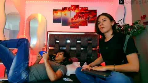 sneider online show from December 2024 09:38:01 PM