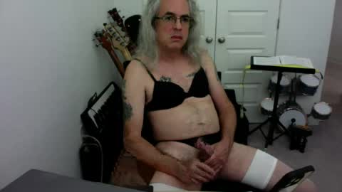 alex_boycd online show from July 2026 03:37:02 PM