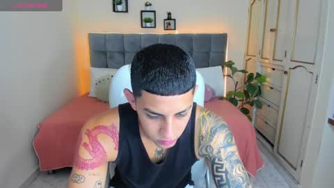 Snapshot of alex_cute77 chatting on January 2025 12:10:01 PM alex online show from January 2025 12:10:01 PM