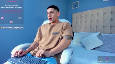 Snapshot of alex_cute77 chatting on September 2025 12:05:01 PM alex online show from September 2025 12:05:01 PM