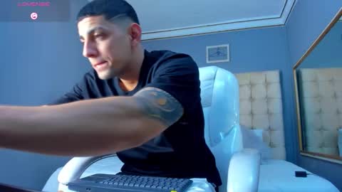 Snapshot of alex_cute77 chatting on September 2025 12:06:01 PM alex online show from September 2025 12:06:01 PM