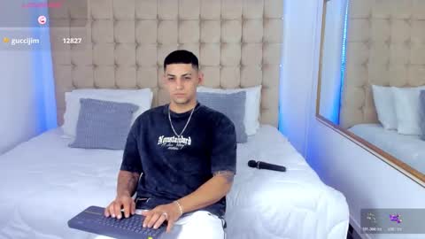 Snapshot of alex_cute77 chatting on November 2025 02:50:02 PM alex online show from November 2025 02:50:02 PM