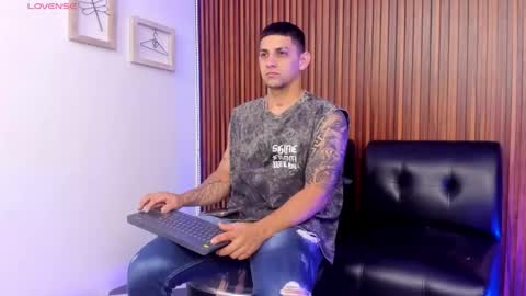 Snapshot of alex_cute77 chatting on February 2026 11:27:01 AM alex online show from February 2026 11:27:01 AM