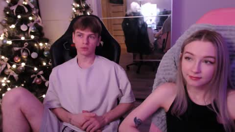 Snapshot of alex_gotcha chatting on January 2025 03:17:02 AM Alex online show from January 2025 03:17:02 AM