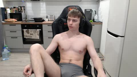 Snapshot of alex_gotcha chatting on January 2025 03:40:02 AM Alex online show from January 2025 03:40:02 AM