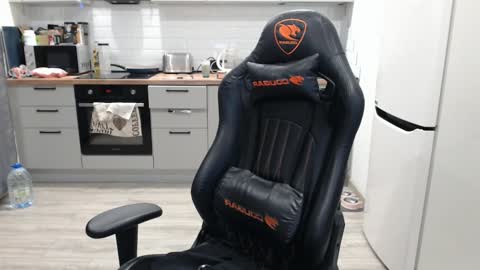 Snapshot of alex_gotcha chatting on February 2025 03:32:02 AM Alex online show from February 2025 03:32:02 AM