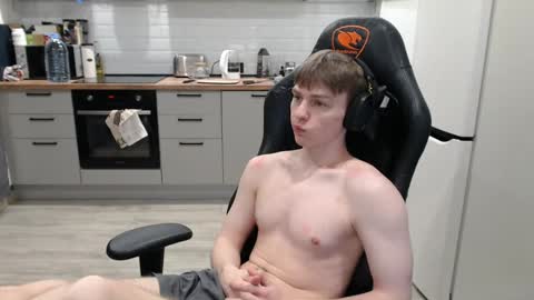 Snapshot of alex_gotcha chatting on February 2025 06:22:02 PM Alex online show from February 2025 06:22:02 PM