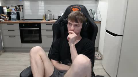 Snapshot of alex_gotcha chatting on February 2025 10:43:02 PM Alex online show from February 2025 10:43:02 PM