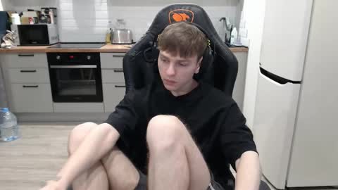 Snapshot of alex_gotcha chatting on February 2025 05:30:02 PM Alex online show from February 2025 05:30:02 PM