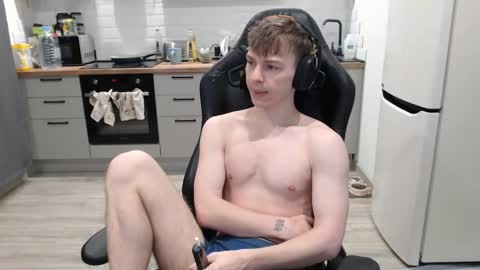 Snapshot of alex_gotcha chatting on March 2025 07:04:02 PM Alex online show from March 2025 07:04:02 PM