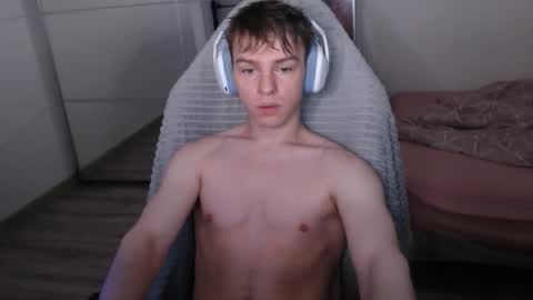 Snapshot of alex_gotcha chatting on September 2025 01:43:01 AM Alex online show from September 2025 01:43:01 AM