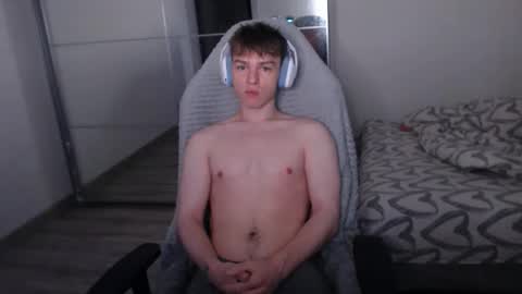 Snapshot of alex_gotcha chatting on October 2025 05:03:02 AM Alex online show from October 2025 05:03:02 AM