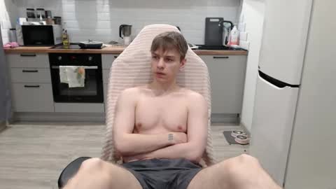 Snapshot of alex_gotcha chatting on November 2025 08:18:01 PM Alex online show from November 2025 08:18:01 PM