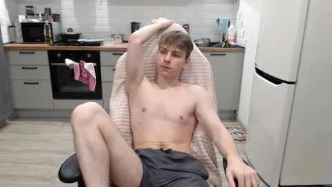 Snapshot of alex_gotcha chatting on November 2025 10:08:02 PM Alex online show from November 2025 10:08:02 PM