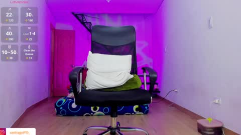 Snapshot of alex_lord_ chatting on December 2024 05:43:01 AM i am Alex online show from December 2024 05:43:01 AM