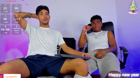 Snapshot of alex_lord_ chatting on December 2024 12:09:02 AM i am Alex online show from December 2024 12:09:02 AM