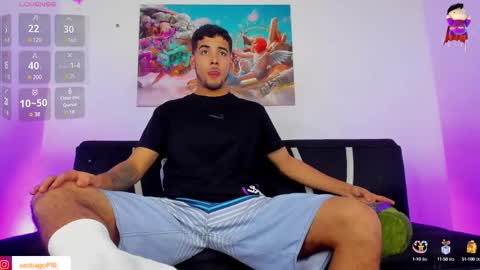 Snapshot of alex_lord_ chatting on February 2025 12:43:01 AM i am Alex online show from February 2025 12:43:01 AM