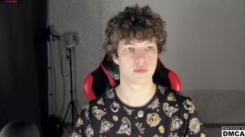 Alexander online show from November 2025 08:29:01 PM