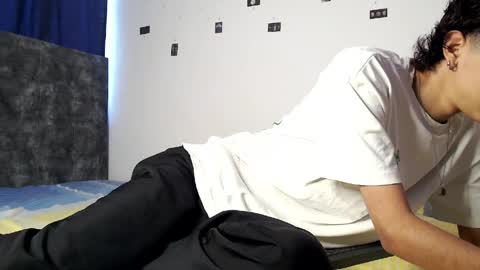 Snapshot of alex_mark_ chatting on April 2026 05:03:01 PM alex_mark_ online show from April 2026 05:03:01 PM