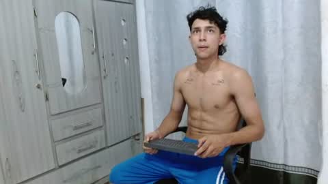 alex online show from June 2026 12:33:02 AM