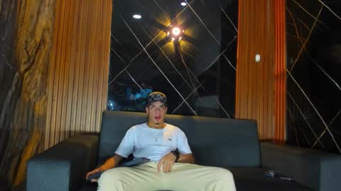 Snapshot of alex_miller25 chatting on December 2025 08:50:02 PM alex_miller25 online show from December 2025 08:50:02 PM