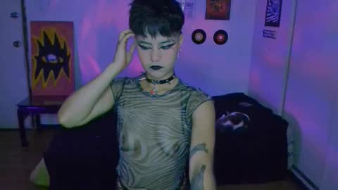 Alex online show from October 2025 02:07:01 AM