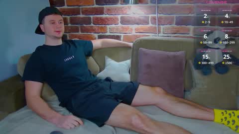 Snapshot of alex_onelove chatting on February 2026 07:27:02 AM Alex online show from February 2026 07:27:02 AM